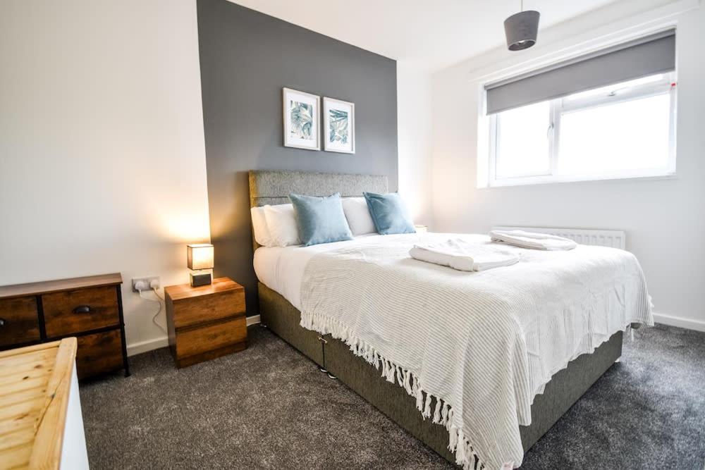 Woodcock House 3 Bedrooms Workstays Uk Lackenby Dış mekan fotoğraf